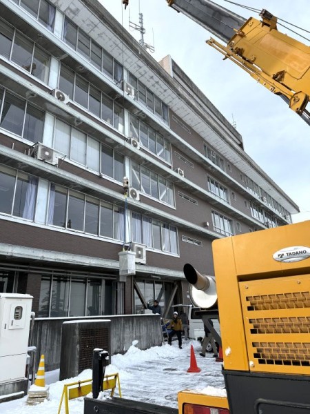 【諏訪市】機器搬入作業および運搬